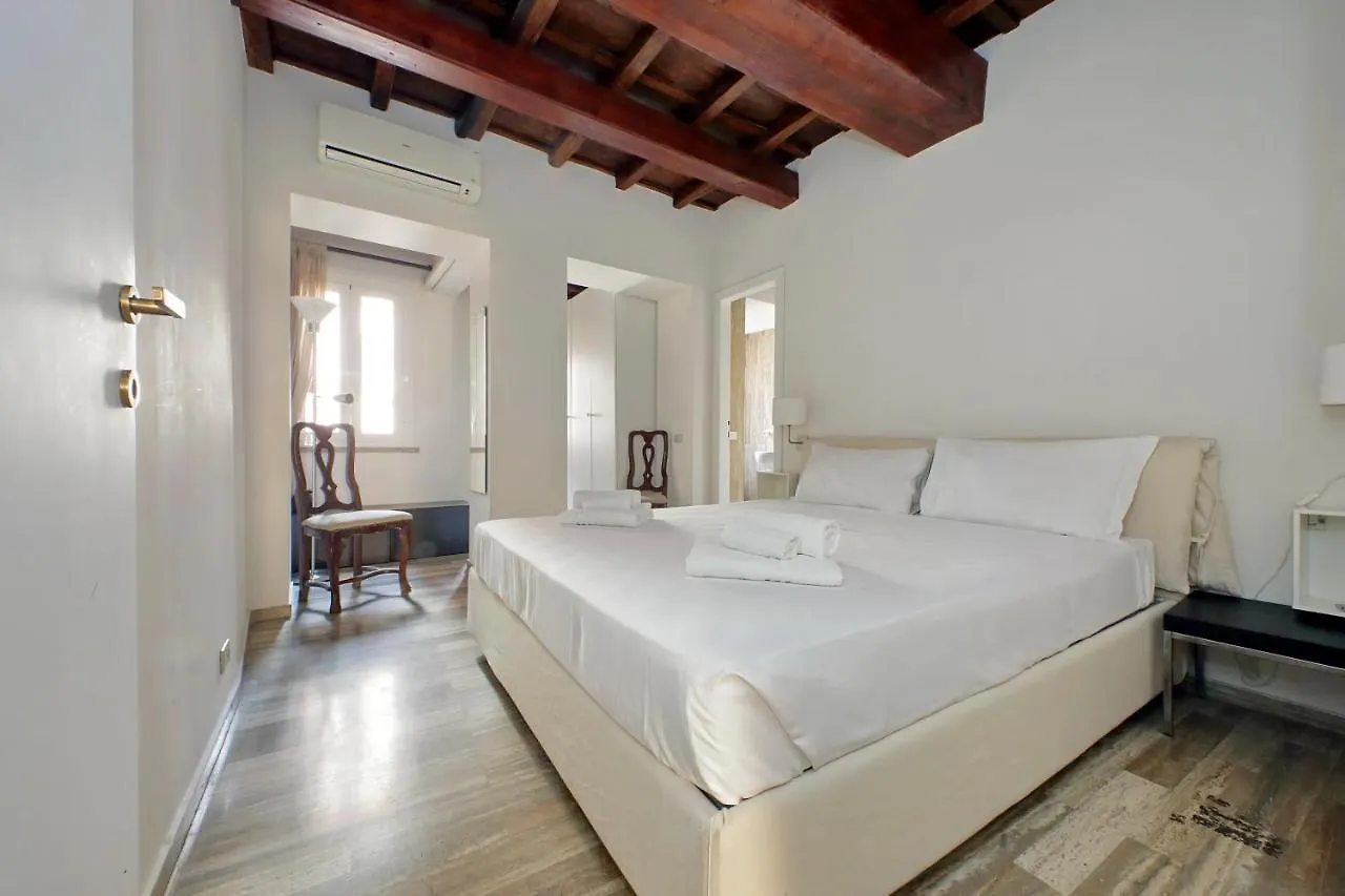 Suity I Cozy Nazareno Apartment Rome